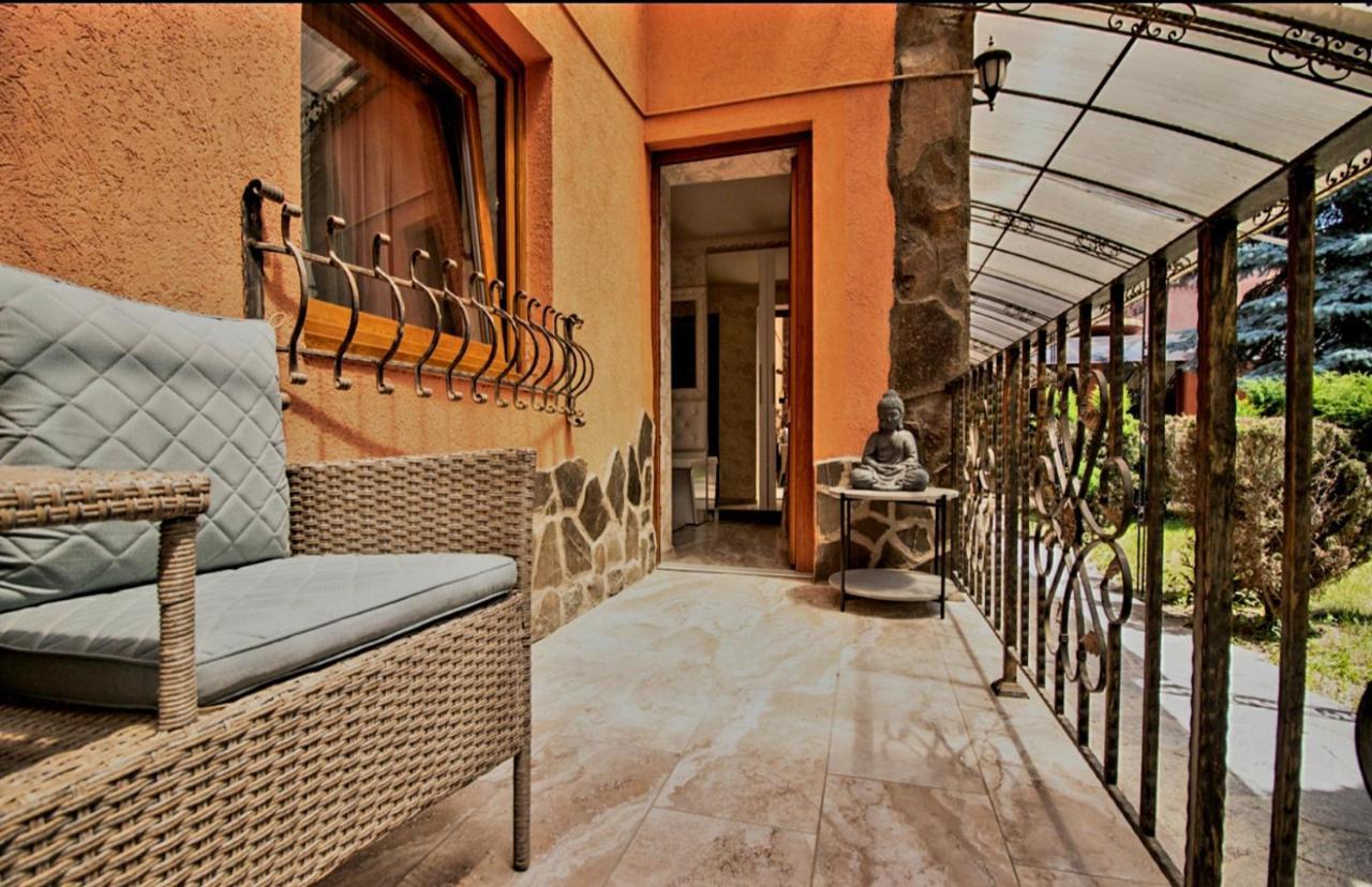 Anadi Hotel Boutique Only Adult Braşov Eksteriør bilde