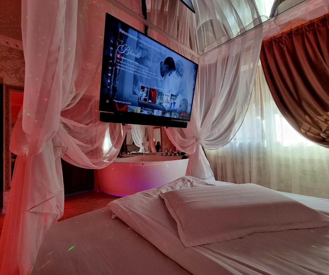 Anadi Hotel Boutique Only Adult Braşov Eksteriør bilde