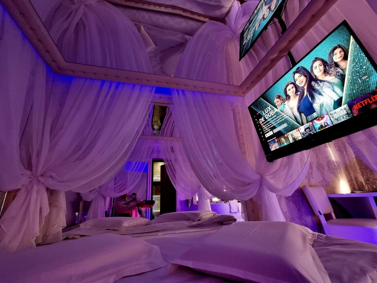 Anadi Hotel Boutique Only Adult Braşov Eksteriør bilde